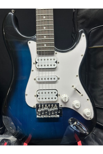 müzikhane Elektro Gitar Seti(Gitar-Amfi-Askı-Kapo-Tuner-Kılıf-Kablo-Pena-Yedek Takım Tel)