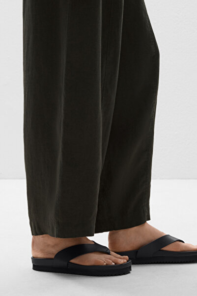 Oysho 100% Linen Barrel Trousers