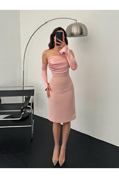 Serica Moda Rochie de seară midi cu mâneci din satin pudra