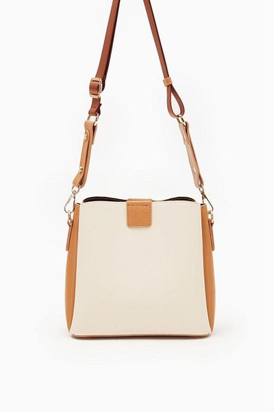 Levidor Τσάντα ώμου Beige-Camel - Λεπτομέρεια με φούντα