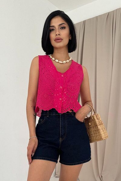 MRA Fashion Fuchsia Sleeveless Broderie Blouse