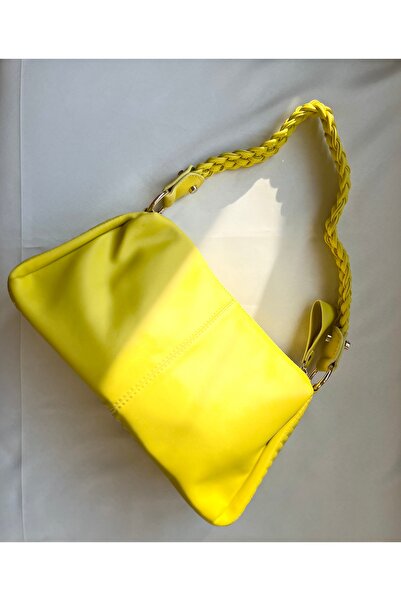 Sanart Shop حقيبة كتف لولا نسائية عصرية مصنوعة من الجلد الصناعي مع تفاصيل حزا...