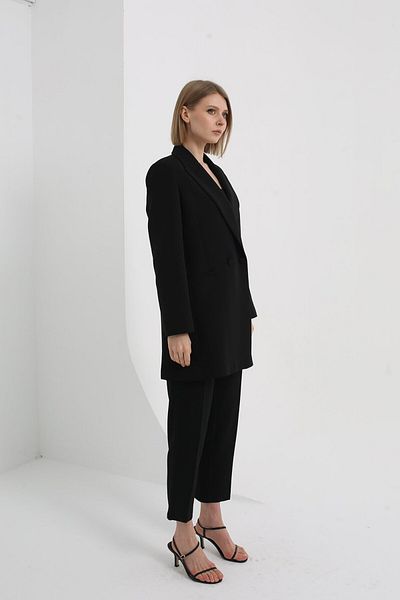 Nurs Kuruva Buttoned Blazer Suit - Black