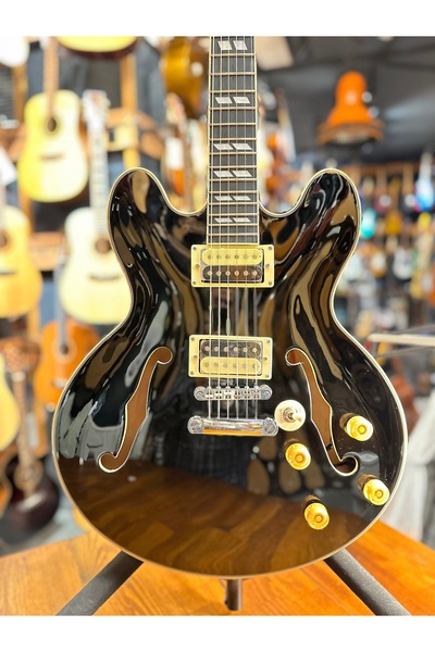 LEA Jazz Kasa Gitar Siyah renk