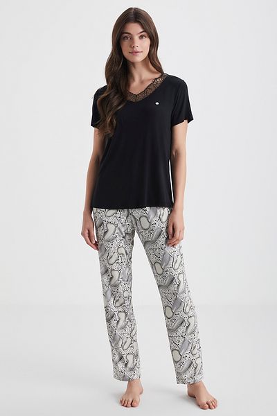 Penyemood Soft textured pajama set
