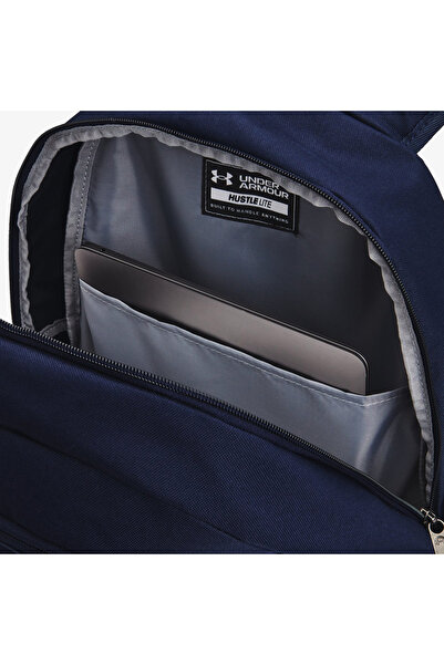 Under Armour Hustle Lite uniszex sötétkék hátizsák