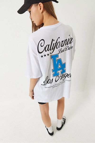 Bianco Lucci Women's Los Angeles Printed Oversize T-Shirt