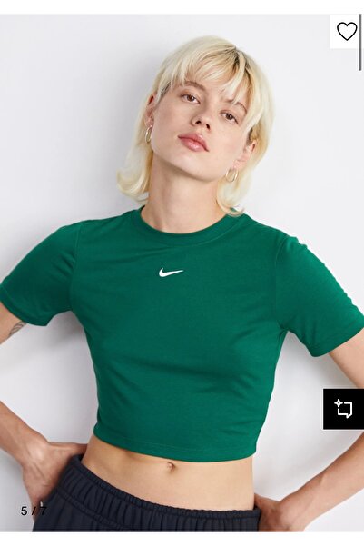 Nike Sportswear Essential Slim-Fit Cropped Short-Sleeve Yeşil Kadın T-shirt