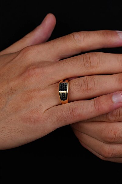 Arpaş 14 Ayar Altın Siyah Taşlı Erkek Yüzük