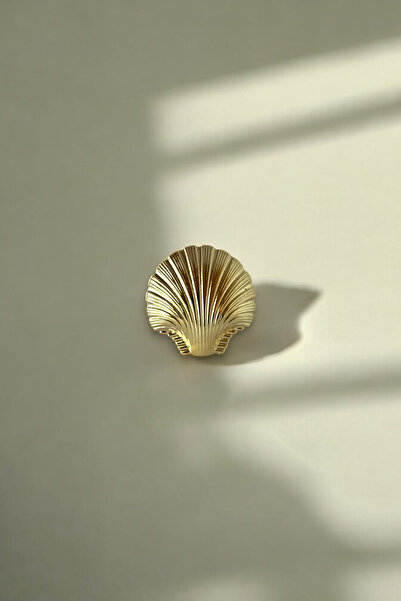 Trend aksesuar Metal Deniz Kabuğu Figürlü Broş