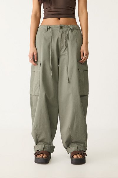 Stradivarius Parachute cargo trousers