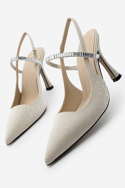 Marjin Beigefarbener Satin-Stiletto-Absatz für Damen – spitze Zehenpartie mit Steinbändern und offenem Rücken
