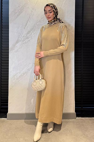 julude Μπεζ Πέτρα Κεντημένο Πλεκτό Φόρεμα Hijab