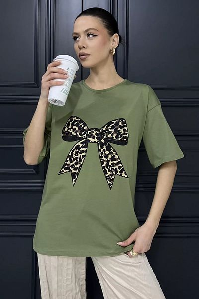 GÜLSELİ Tricou de damă cu decolteu rotund cu imprimeu cu panglică leopard kaki