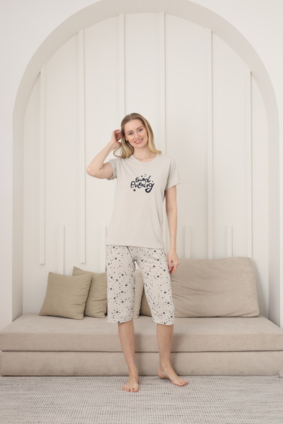 alc teks Women's Pajama Set Summer Comfort: Stone-Colored Star Pattern – Short Sleeves & Capris