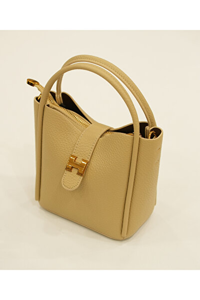 Guja Women's Handbag with Buckle Detail