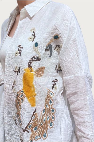 Cassime Women's Oversize Ecru Peacock Flower Embroidered and Embroidered Buttoned Ayrobin Shirt