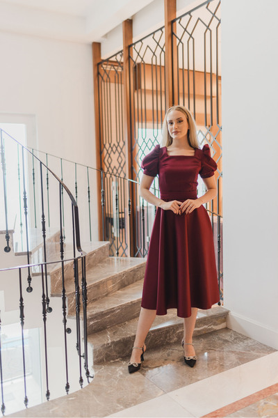 ASLIHANGÜNER Kadın Bordo Kare Yaka Puff Kol Midi Amara Elbise