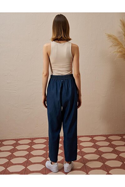Kayra Beli Lastikli Havuç Kesim Lyocell Pantolon Lacivert