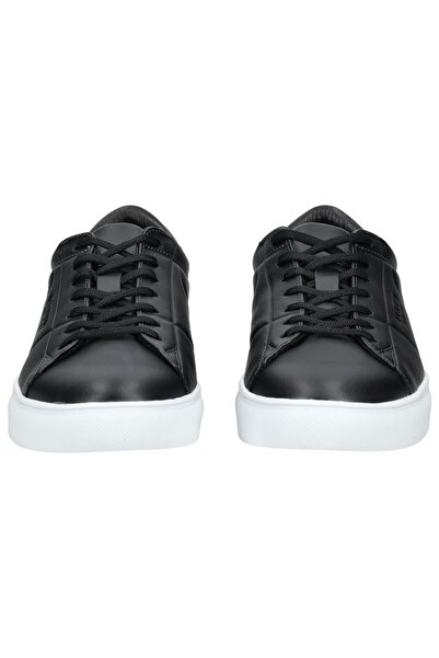 Lloyd Παπουτσιών