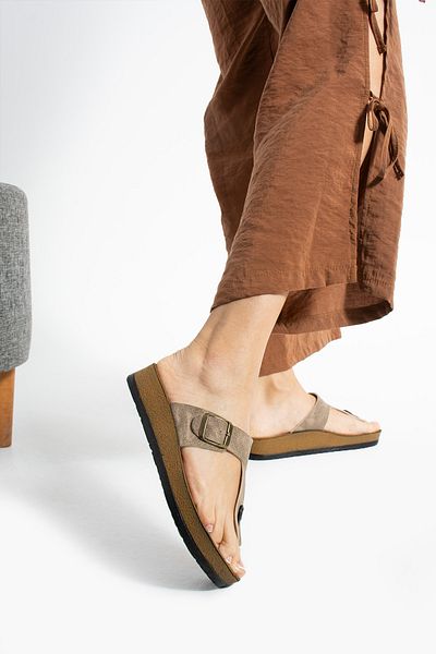 Neva'nın Butiği Γυναικείες ημερήσιες παντόφλες Siran Flip Flops