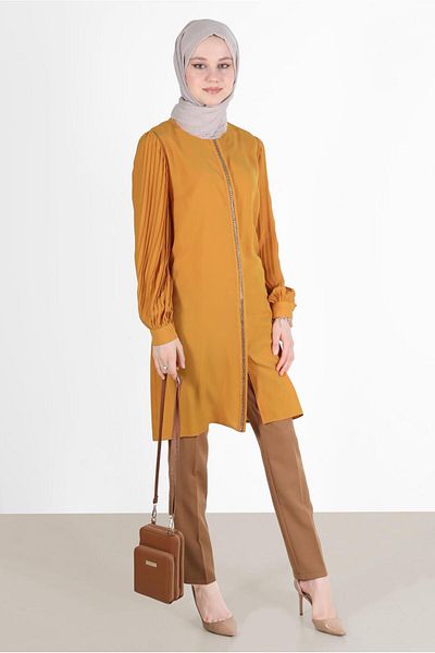 Alvina GLOSSY STRIP DETAILED SLEEVES PILATED TUNIC 42521