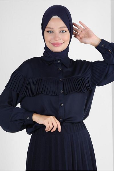Alvina TUNIC WITH BUTTONED CUFFS AND RUFFLE DETAIL 43895