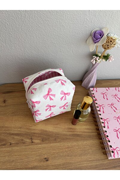 minyaturhayalim Soft pembe fiyonklu mini makyaj ve ped çantası astarlıdır yık...