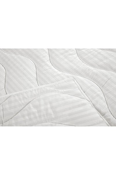 Green Future Pilota Green Future Hotel Line 180x200 cm, 250g/mp