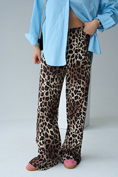 LOOSH Kadın Camel Leopar Desenli Geniş Kesim Uzun Saten Pantolon