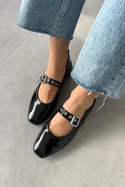 STRASWANS Jules Curea Femei Detaliu Piele Lacuita Balerina Neagra