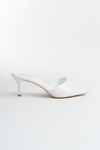 LDR Women's White Patent Leather Thin Heeled Pointed Toe Slippers