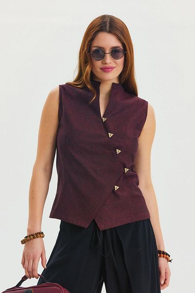 Los banditos Magnificent Collar Cross Buttoned Tank Top
