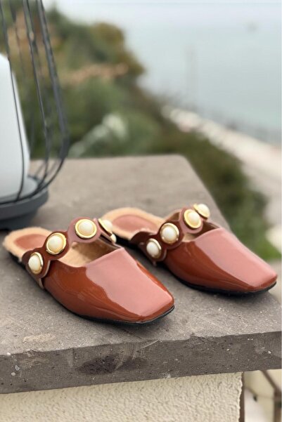 Melissa Boutique Women's Tan Patent Leather Pearl Detailed Soft Sole Ballerina Slippers