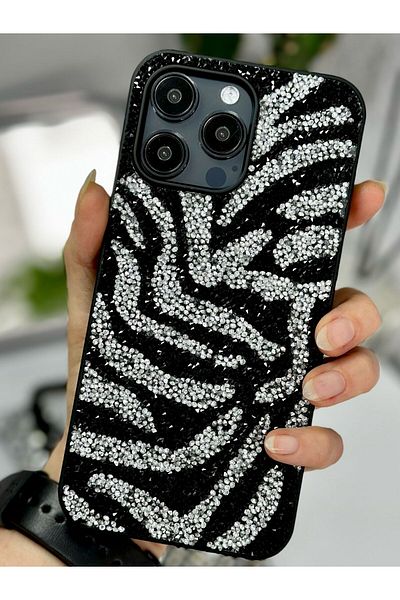 Go Aksesuar حافظة سيليكون متوهجة بتصميم ألماس منقوشة ومتوافقة مع هاتف Iphone 15 Pro