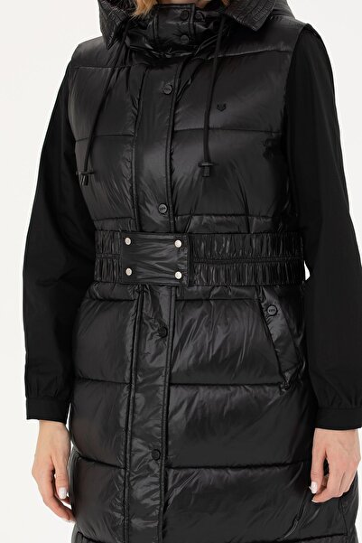 U.S. Polo Assn. Kapüşonlu Kemer Detaylı Siyah Kadın Yelek 1685430