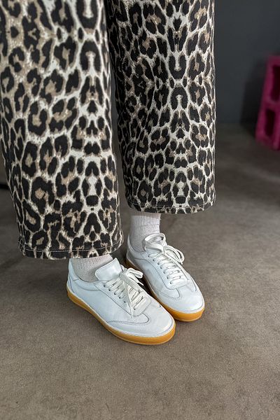 SHOEBELLAS Pantofi de damă Tessa White Skin din piele naturală