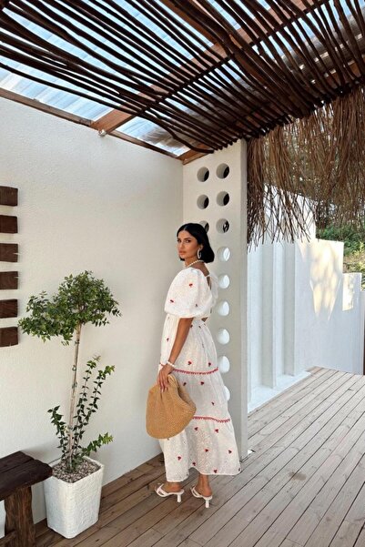 buğrahayalin Pomegranate Flower Lace Detailed Embroidered Dress