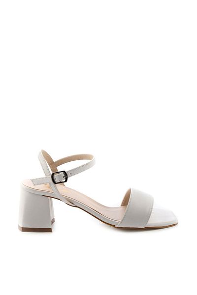Bambi White Women's Sandals K05124010009