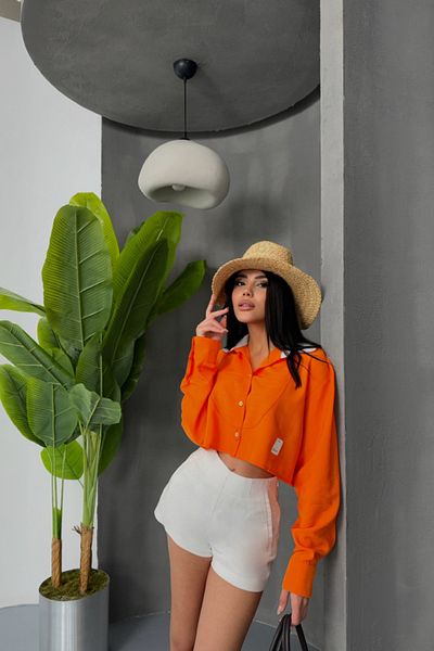 leyla sanat sanata yeni bir bakış açısı Leyla Art a New Perspective on Art Crop Shirt White Collar and Label Detail - Orange