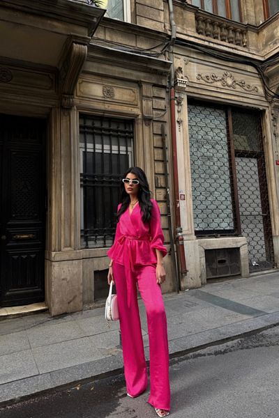 leyla sanat sanata yeni bir bakış açısı Leyla Art Art a New Perspective Satin Double-Breasted Tie-Dye Bluz- Pant Suit - Fuchsia
