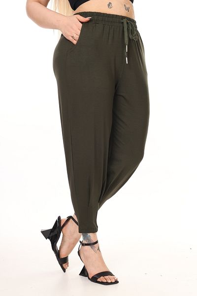 Era Lisa Comfortable Fit Lycra Plus Size Viscose Capri Pants