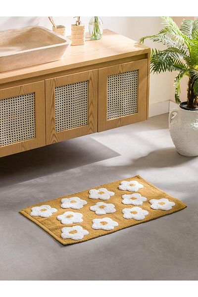 LC Waikiki سجادة حمام مطرزة بالزهور مقاس 50x80 سم