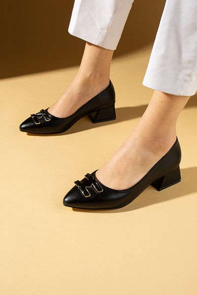 Pembe Potin Women's Black New Season Buckle Classic Short Heeled Shoes