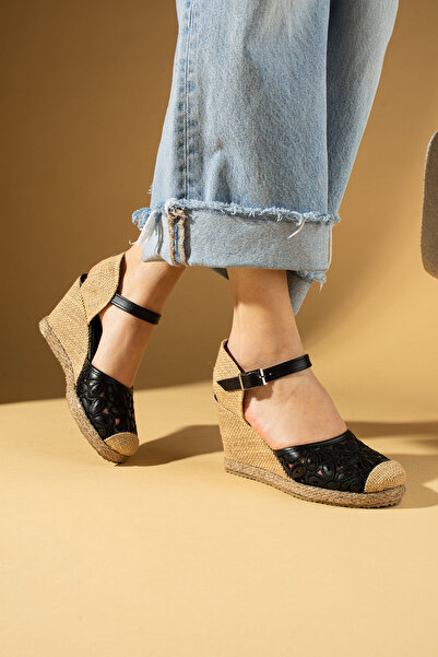 Pembe Potin New Season Women's Black Comfortable Wedge Sole Stylish Daily Sandals