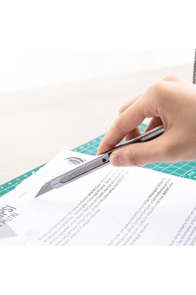 Generic 5-piece 9mm Multi-Purpose Slim Steel Scalpel Knife | Suitable for Office and Home Use