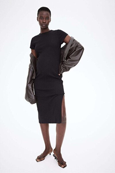 H&M فستان تي شيرت مضلع من MAMA