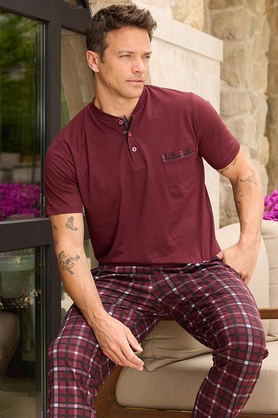 Pijamaevi Burgunderrot kariertes, kurzärmliges Herren-Pyjama-Set mit Knopfleiste und Taschendetail
