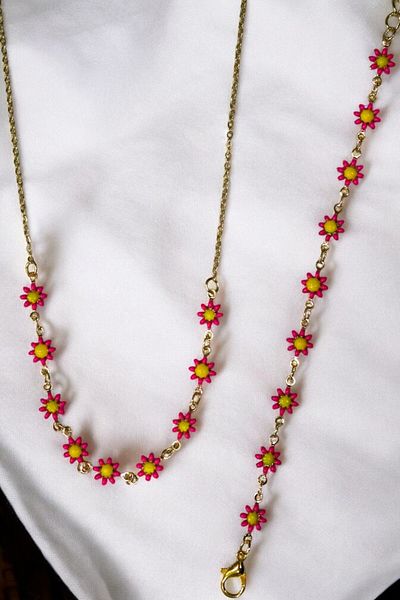 MakeWell Summer Daisy Design Necklace and Bracelet Set