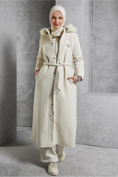 Alvina Hooded Mantel 90571 Fashion over Outfit